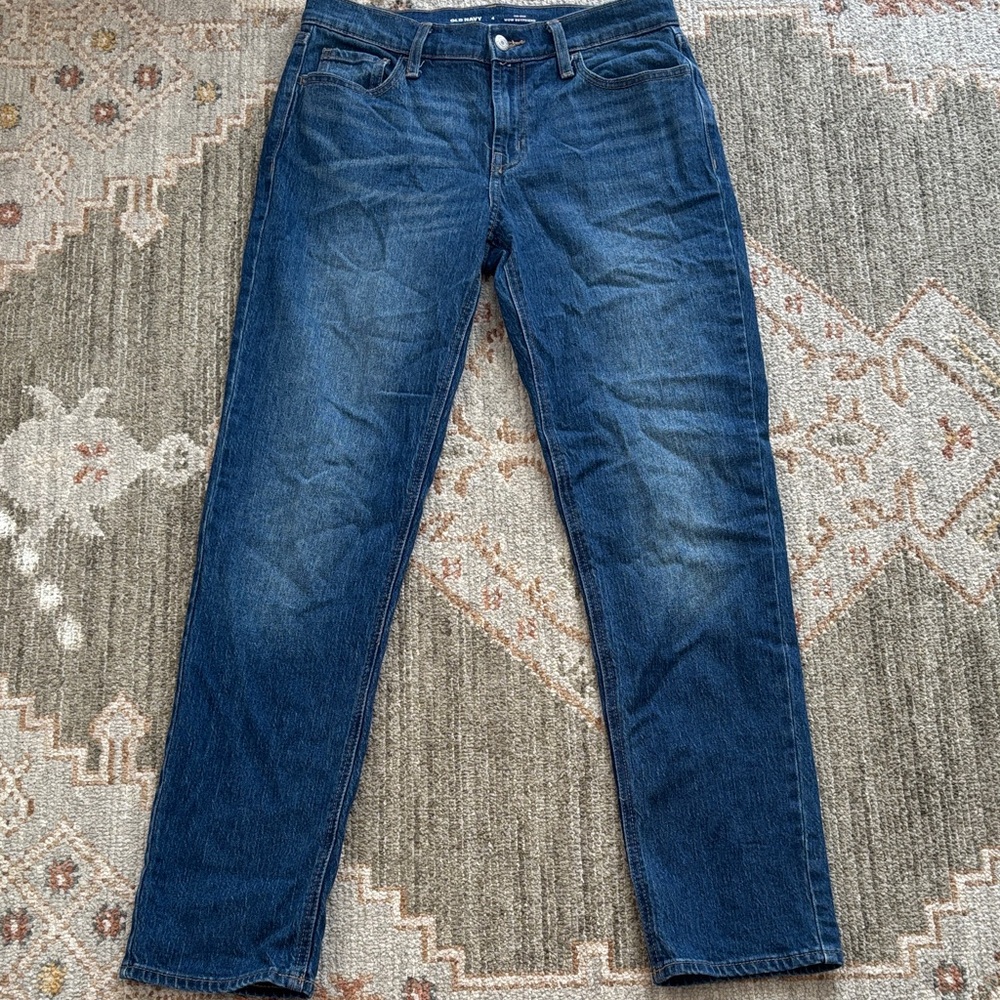 Old Navy Women's Straight Leg Jeans - Medium Dark Blue